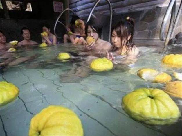 女性下身瘙痒黄色分泌物的相关介绍