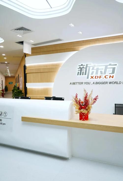 搭讪丝袜人妻的相关介绍
