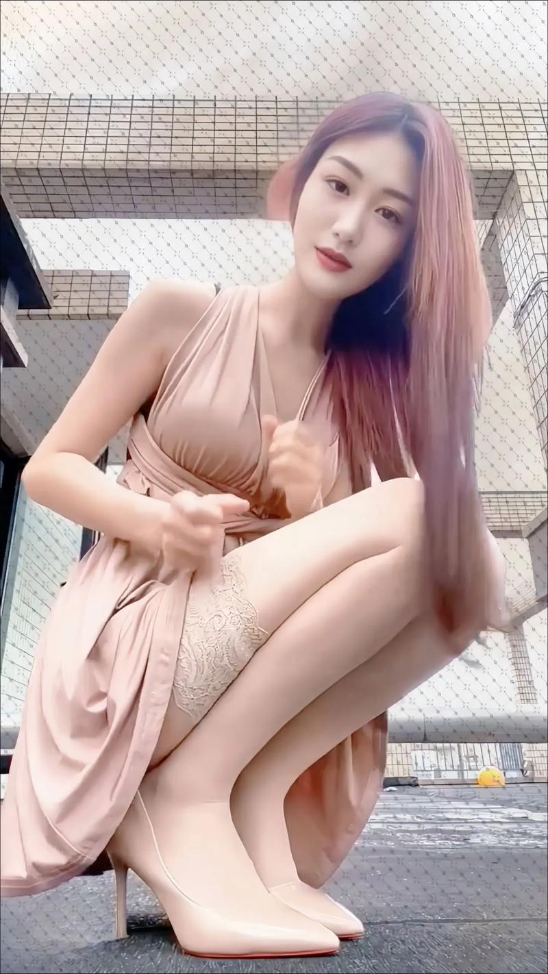 寂寞av少妇的相关介绍