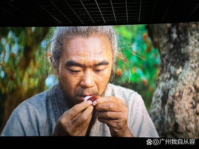 伊娃格林大尺度图片的相关介绍