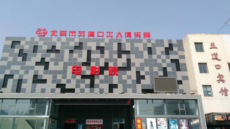 久久骚色av的相关介绍