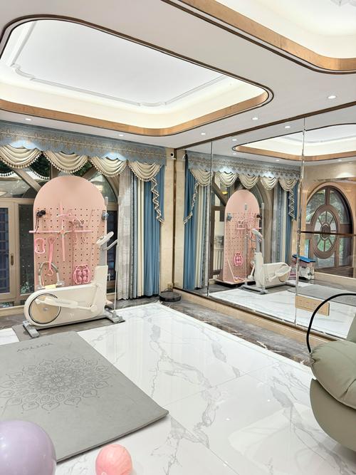 人妻逼逼网的相关介绍