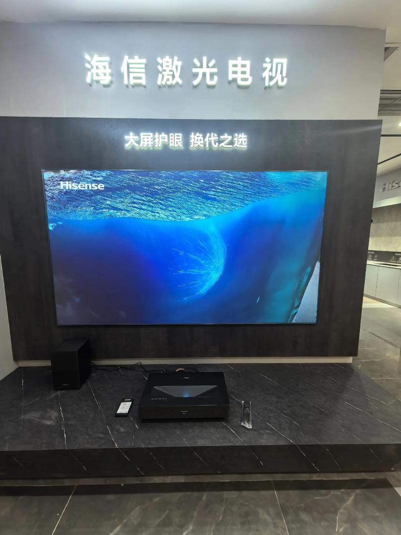 欧美在线观看禁18的相关介绍