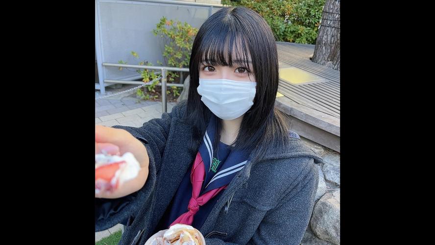 啪啪啪美女老师小说的相关介绍
