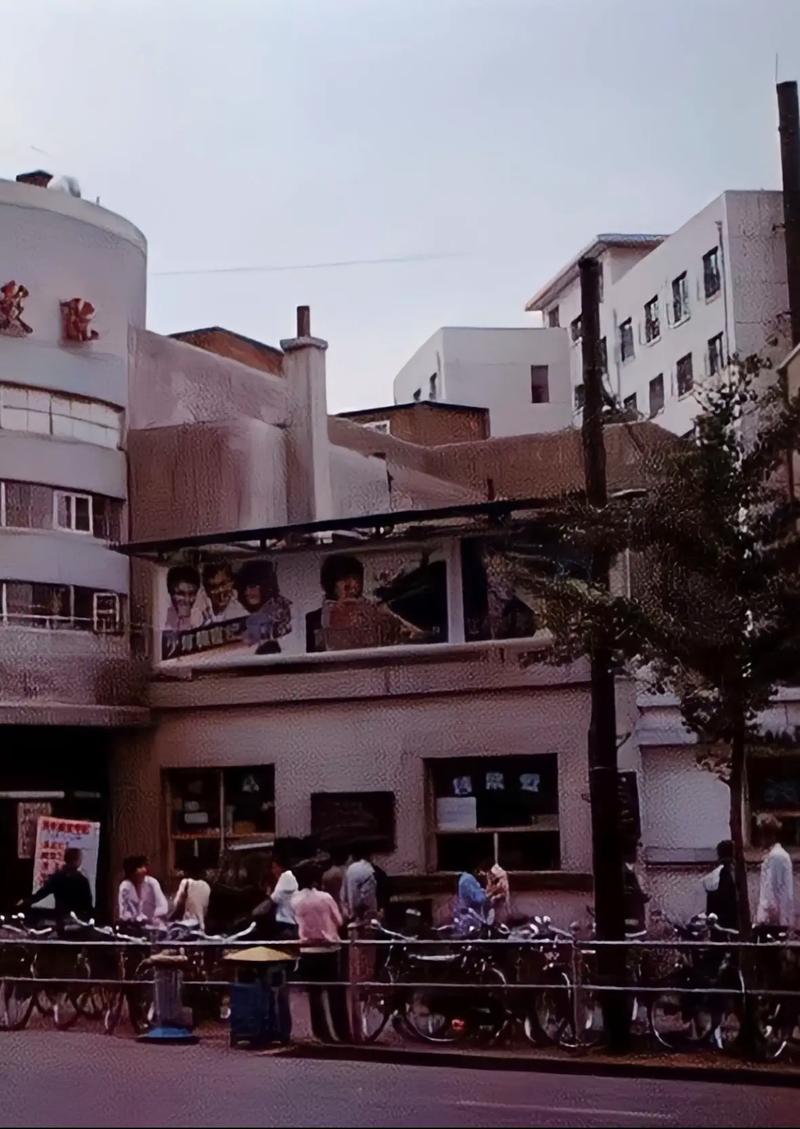 星星影院的相关介绍