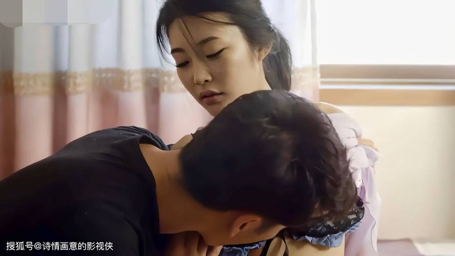 秋霞电影院的相关介绍