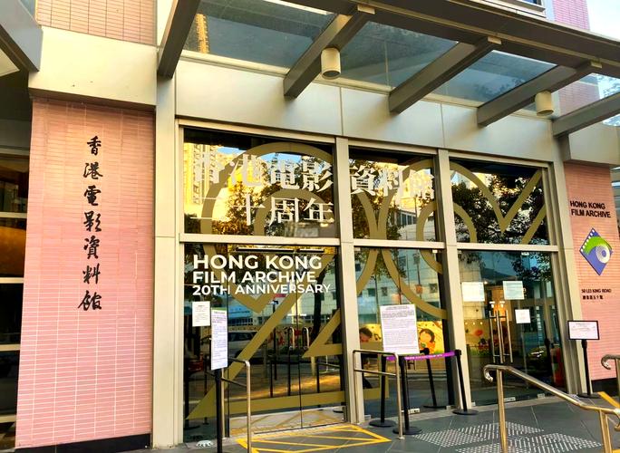 强制爱大尺度影片的相关介绍