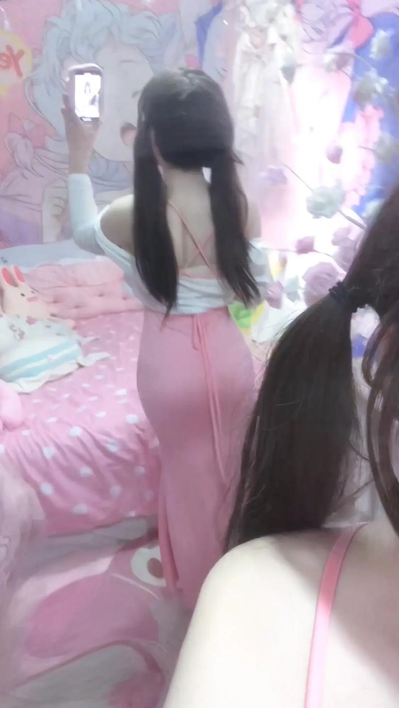 欧美熟女妇专区的相关介绍