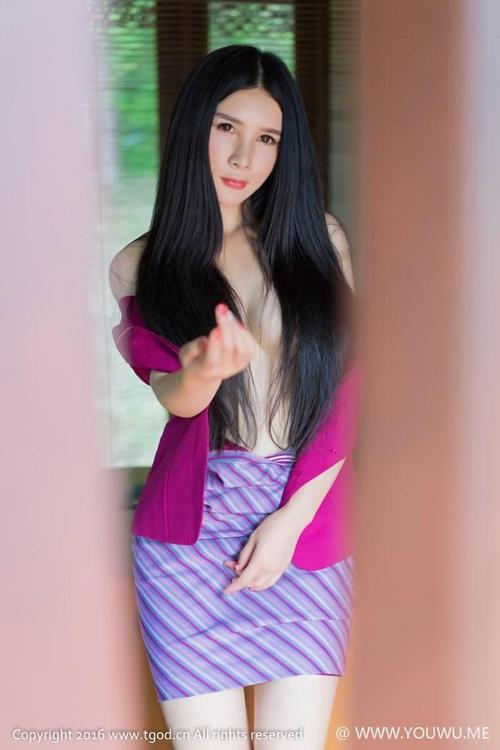 亚洲偷一区二区少妇的相关介绍