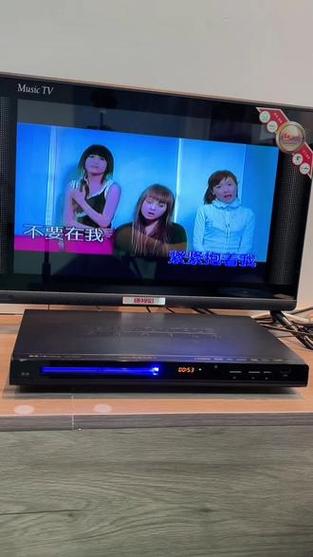 女人18毛片一区二区三区的相关介绍