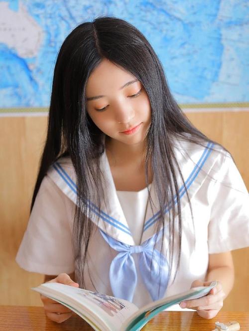 一边亲一边爽的相关介绍
