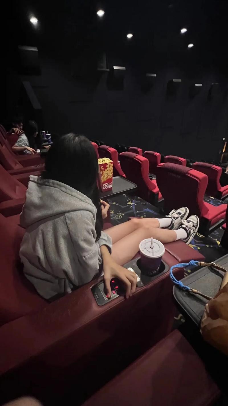 国产成年女人特黄特色毛片免的相关介绍
