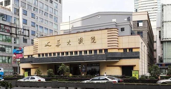 嫩草伊人久久久av少妇的相关介绍