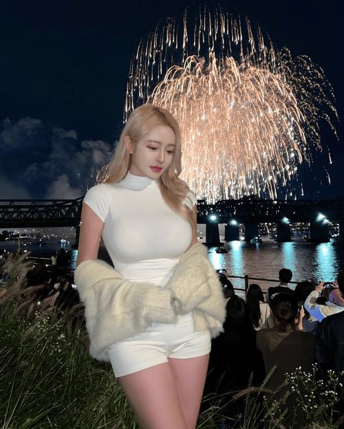 八凄子影院伦理片的相关介绍