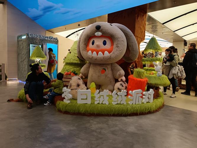 美女老师被男人操视频的相关介绍