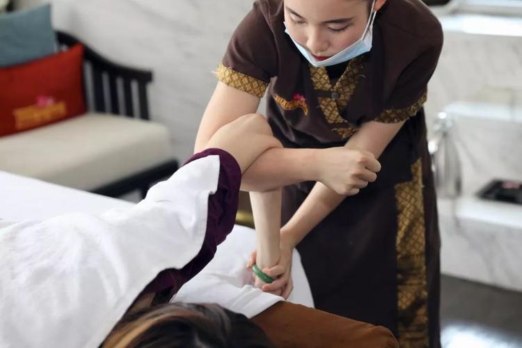 18禁美女久的相关介绍